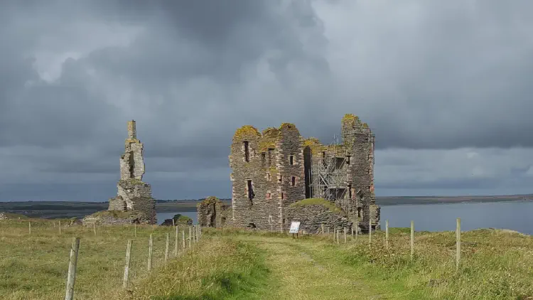 Unraveling the Legends of Castle Sinclair Girnigoe: A History Rewritten